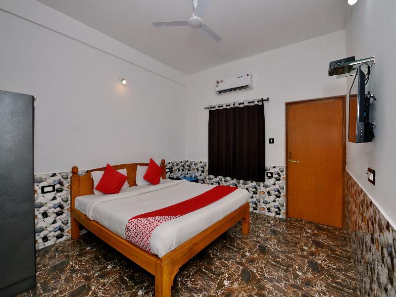 Oyo 10809 Hotel Tushar Inn Бага Экстерьер фото