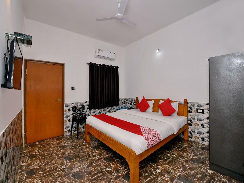 Oyo 10809 Hotel Tushar Inn Бага Экстерьер фото