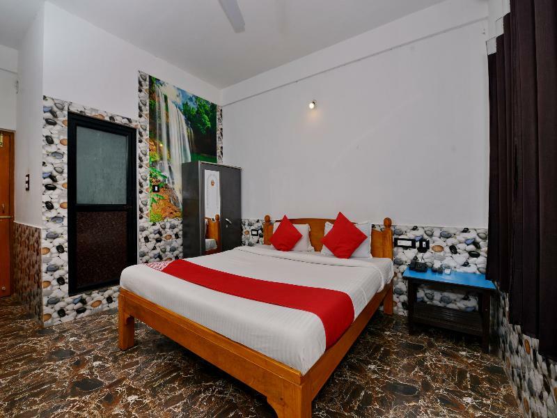 Oyo 10809 Hotel Tushar Inn Бага Экстерьер фото