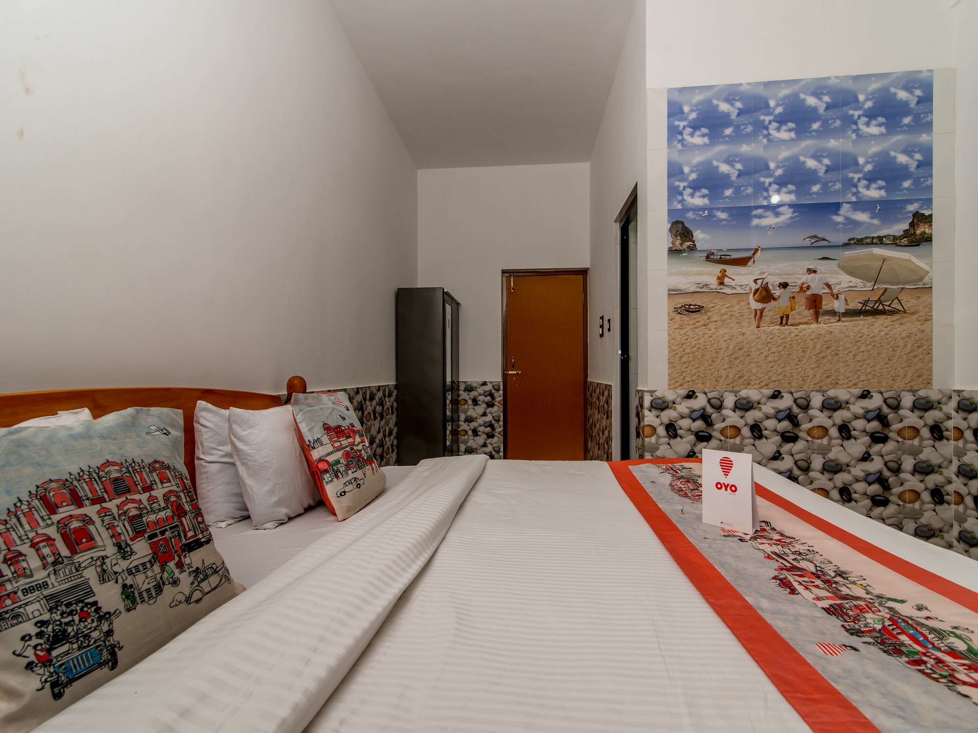 Oyo 10809 Hotel Tushar Inn Бага Экстерьер фото